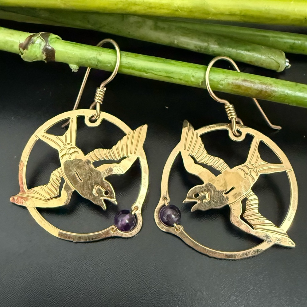 Vintage WILD BRYDE Flying Bird With Amethyst Gemstone Dangle Earrings 3g.